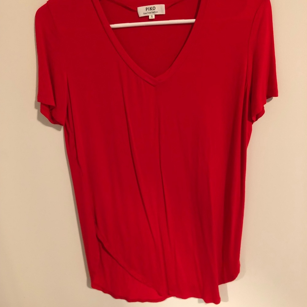 Red V Neck Piko